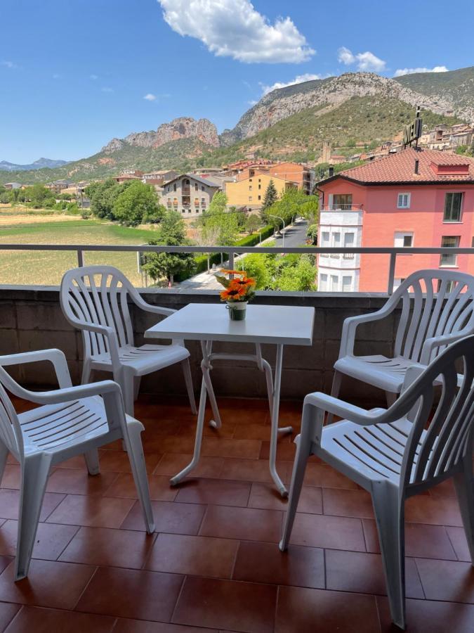 Apartamento con estupendas vistas a Coll de Nargó Exterior foto